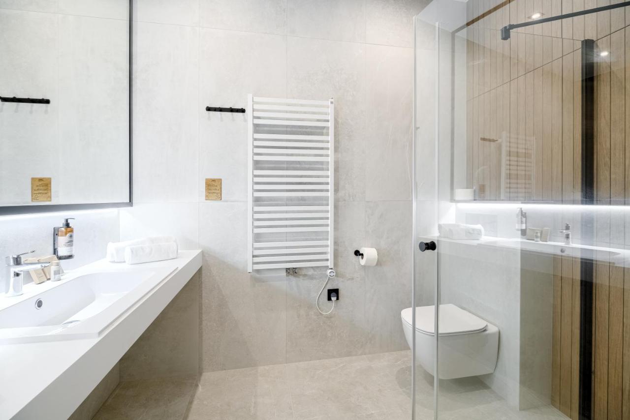 Szumy Park Hotel & Restaurant Susiec Luaran gambar