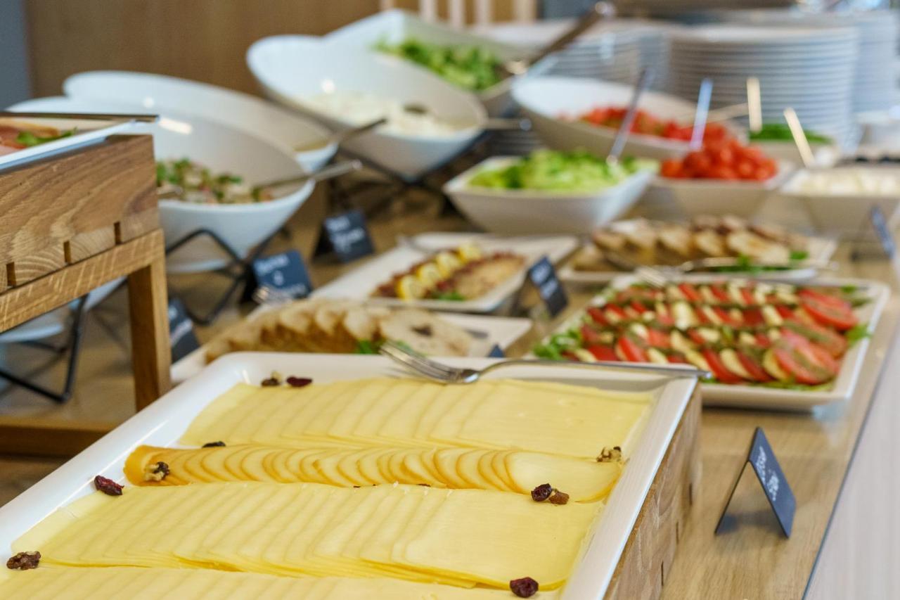 Szumy Park Hotel & Restaurant Susiec Luaran gambar